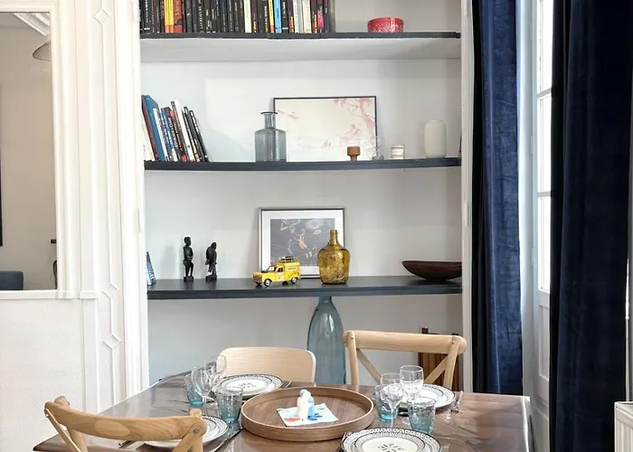 Le Jeanne D'arc - 4pers Pl Du Vieux Marche *