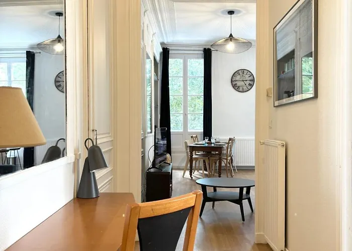 Le Jeanne D'arc - 4pers Pl Du Vieux Marche